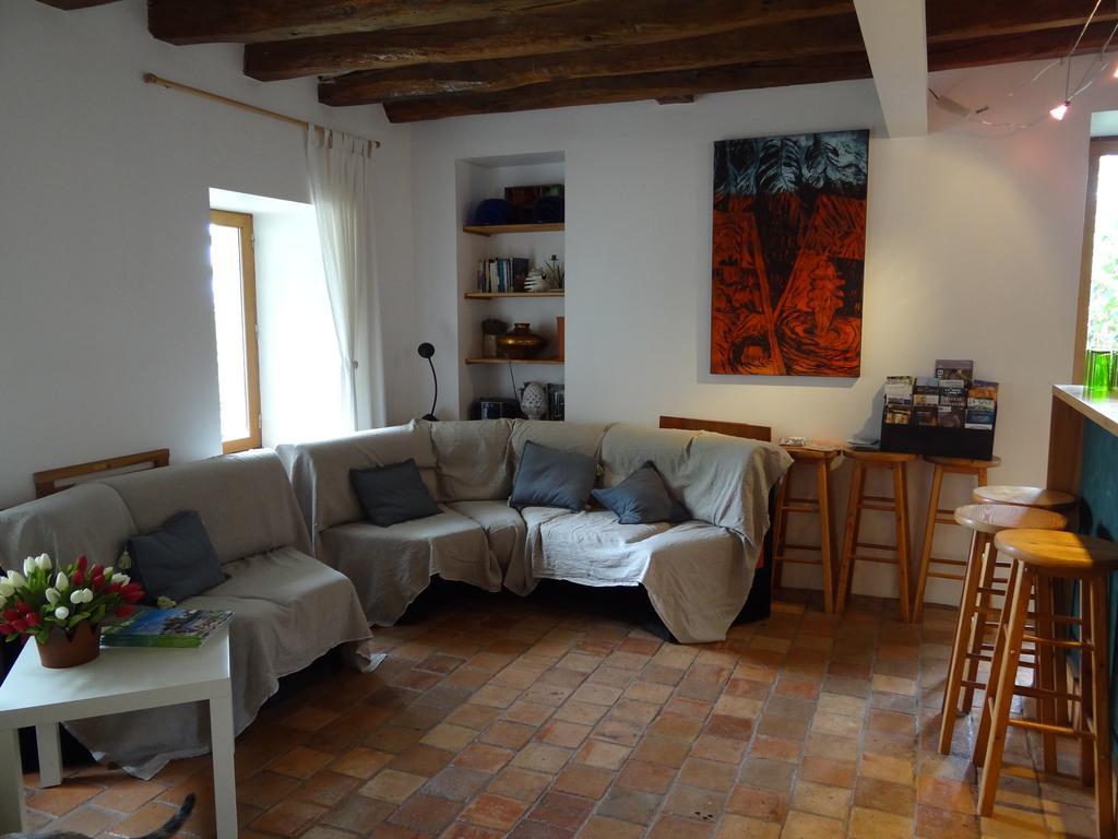 Au Moulin Geant Bed & Breakfast Rochefort-sur-Loire Екстериор снимка